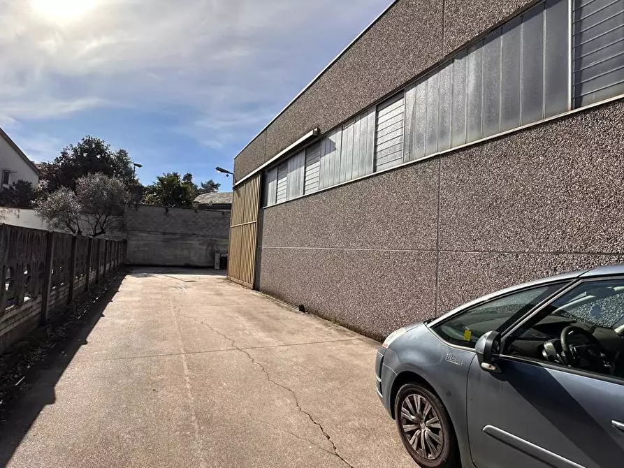 Immagine 8 di Capannone industriale in vendita  in Via PER CASTELLANZA, 37 a Legnano