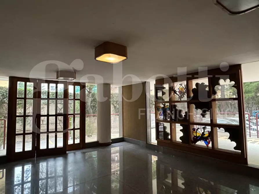 Immagine 4 di Appartamento in vendita  in Via R. SCHUMAN, 15 a Bari