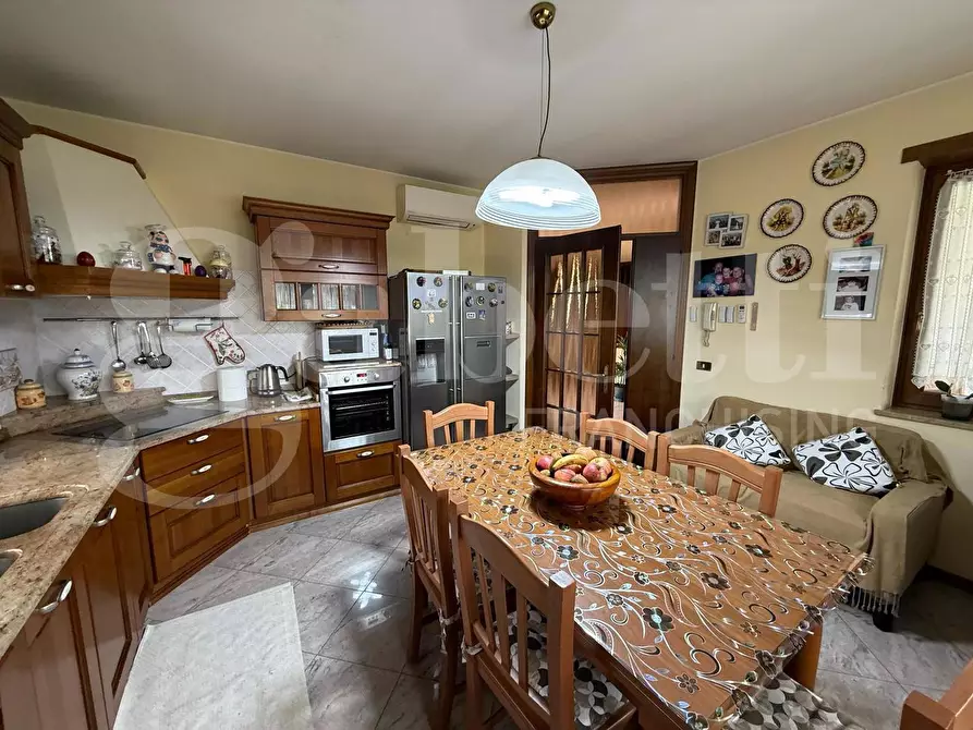 Immagine 5 di Casa indipendente in vendita  in Via Dei Granatieri a Malo