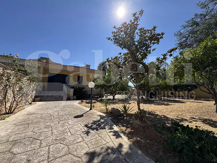 Immagine 3 di Villa in vendita  in Via San Gregorio Armeno, 42 a Nardo'