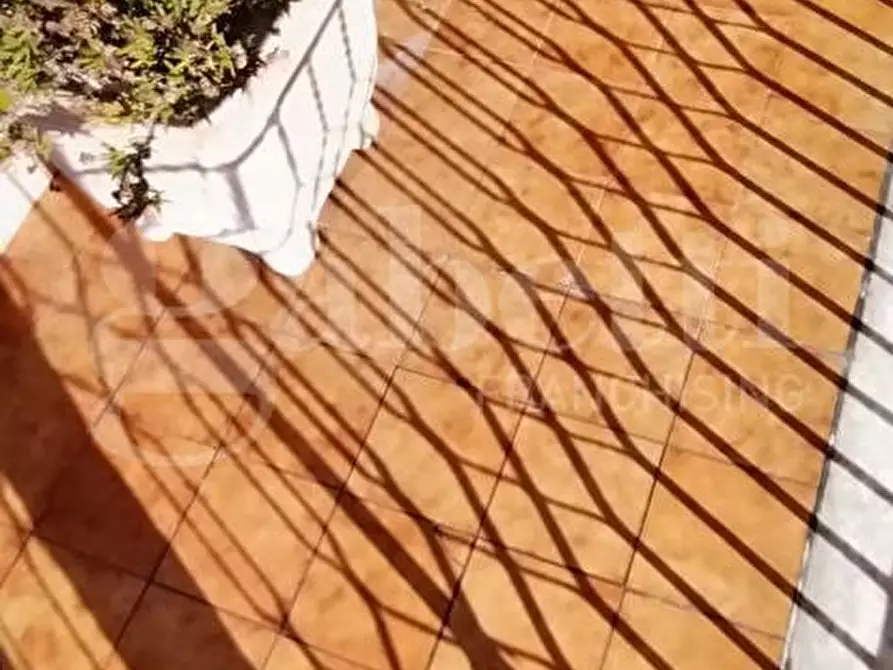 Immagine 39 di Appartamento in vendita  in Via Vittorio Veneto a Sant'arpino