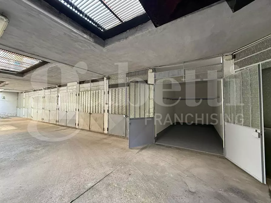 Immagine 2 di Box auto in vendita  in Via Frejus a Grugliasco