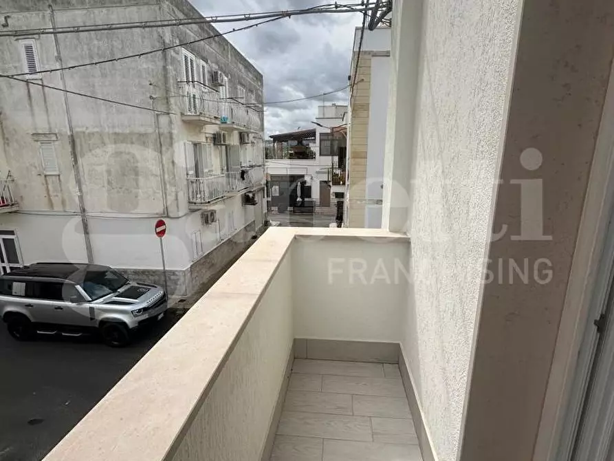 Immagine 16 di Casa indipendente in vendita  in Viale Eliseo de Loduno a Ostuni