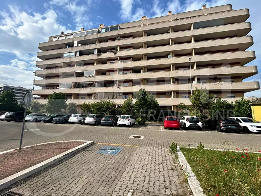 Immagine 2 di Appartamento in vendita  in Via enrico bompiani, 44 a Roma