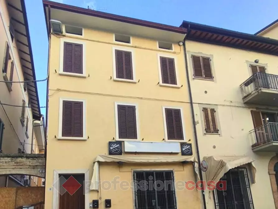Immagine 1 di Appartamento in vendita  in Piazza Giuseppe Mazzini a Bastia Umbra