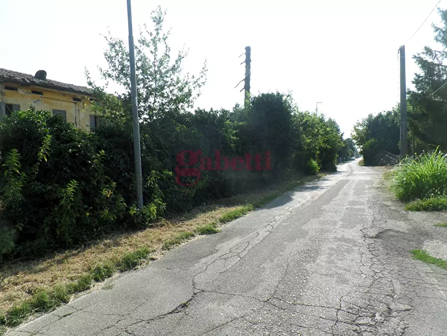 Immagine 15 di Terreno residenziale in vendita  in Via Falzoni, 135 a Cento