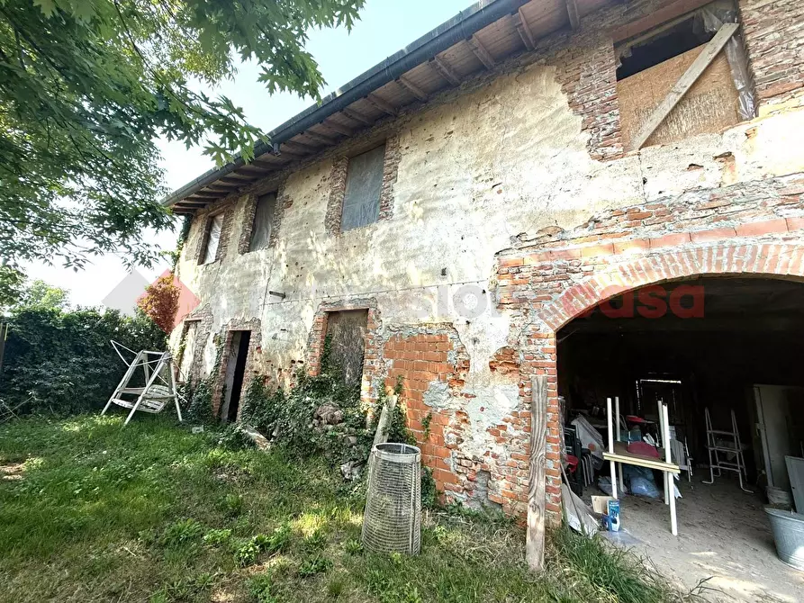 Immagine 7 di Rustico / casale in vendita  in Via dei Pioppi, 12 a Bornasco