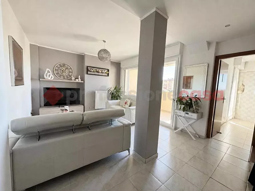Immagine 1 di Appartamento in vendita  in Via Gioacchino Rossini, 2 a Legnano