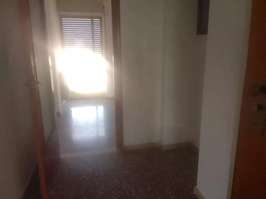 Immagine 6 di Appartamento in vendita  in Piazza G.Di Vittorio, 114 a Taranto