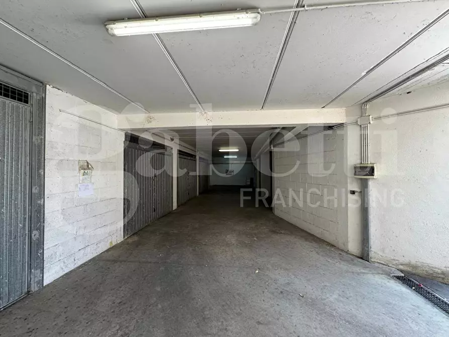 Immagine 37 di Villa in vendita  in Via poggibonsi, 5d a Pomezia