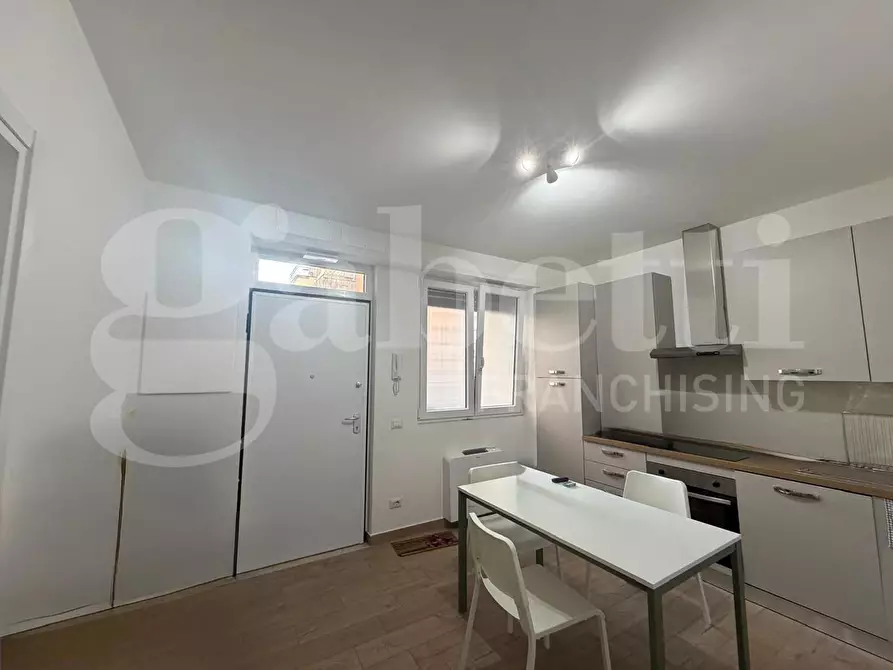 Immagine 5 di Appartamento in affitto  in Via Vezzano Ligure, 20 a Roma