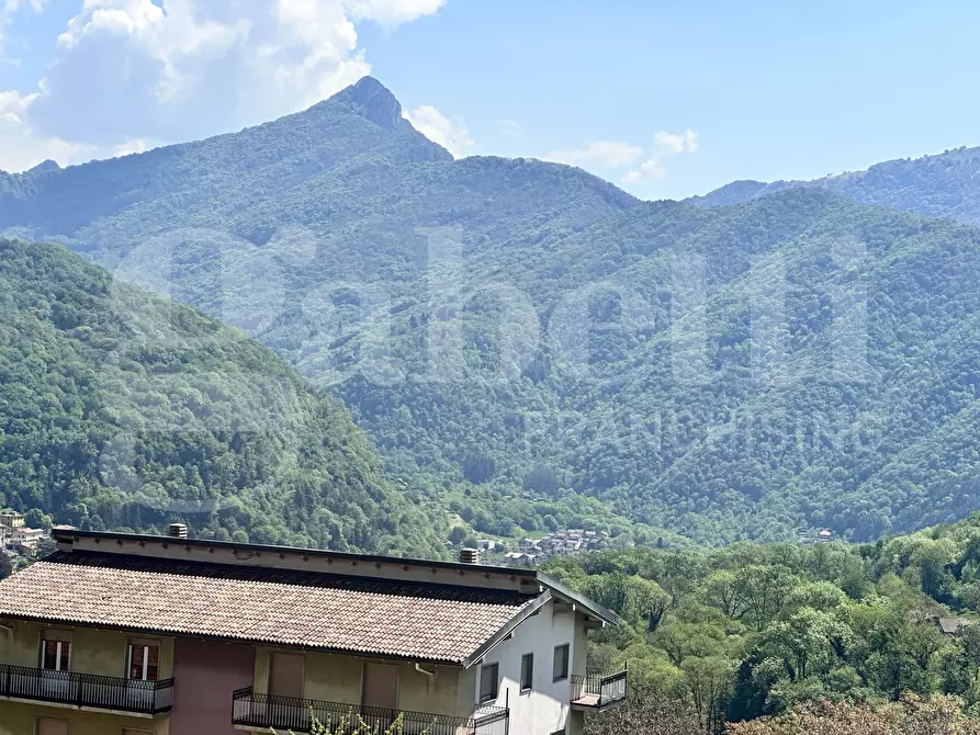 Immagine 14 di Appartamento in vendita  in Via Santa Valeria, 1 a Rezzago