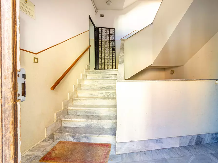 Immagine 26 di Appartamento in vendita  in Via dell'Uccellino, 2 a Bologna