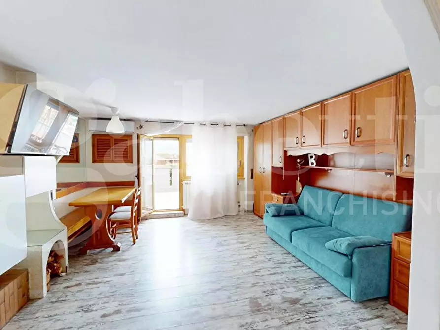 Immagine 7 di Appartamento in vendita  in Via dei Marcellini, 33 a Roma