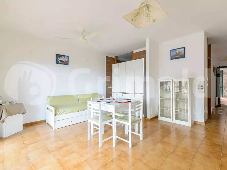 Immagine 14 di Appartamento in vendita  in Piazza Franz Pagano, 26 a Taormina