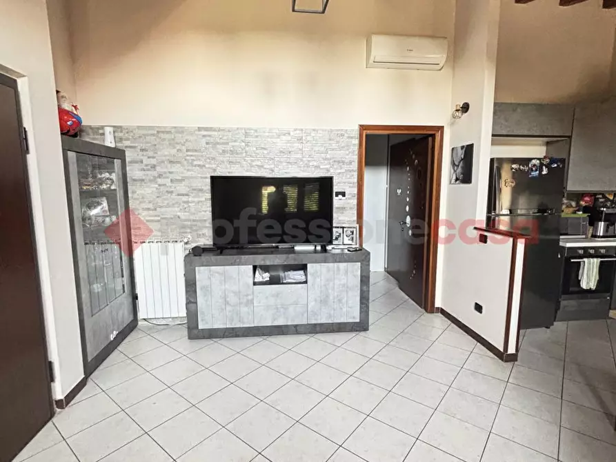 Immagine 4 di Appartamento in vendita  in Via RIMEMBRANZE, 27 a Landriano