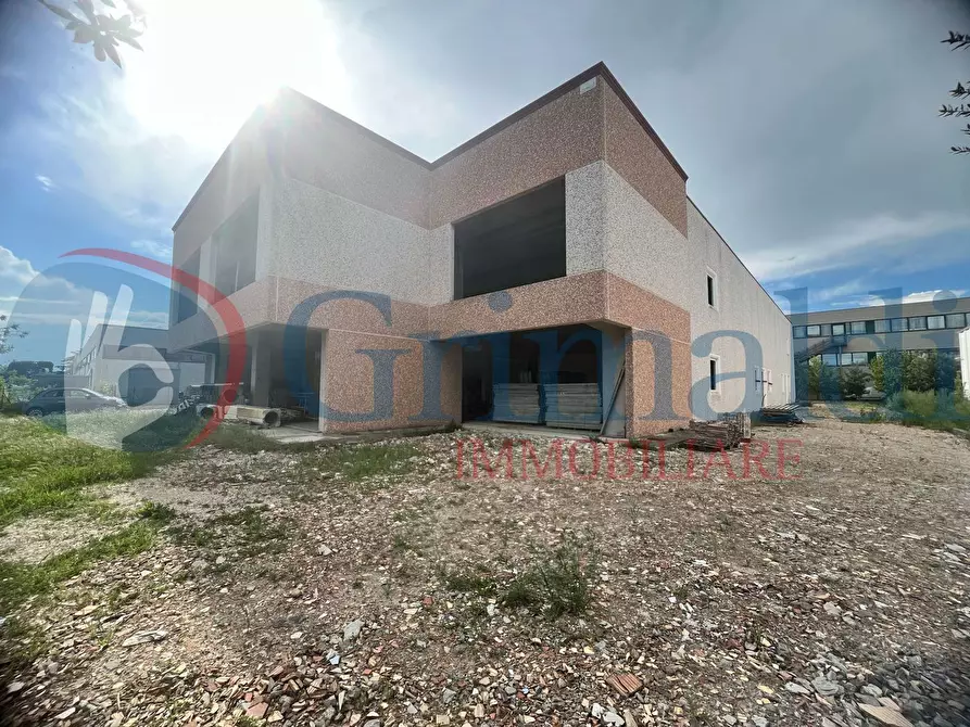 Immagine 4 di Capannone industriale in vendita  in Via sandro penna a Perugia