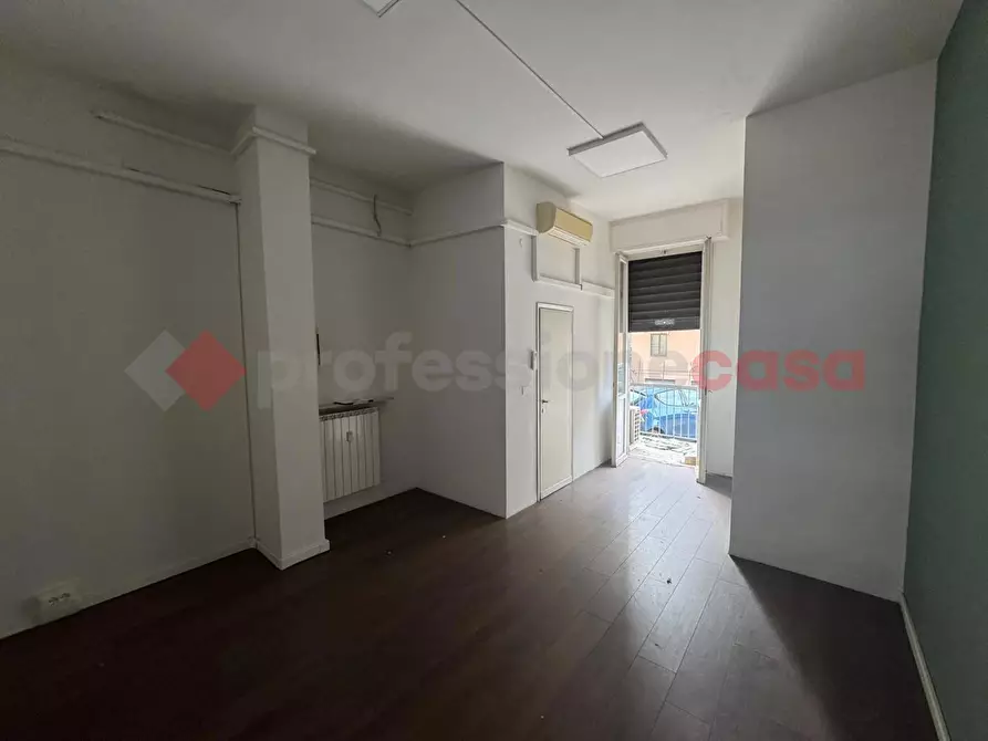 Immagine 5 di Negozio in affitto  in Via ALFIERI a Scandicci