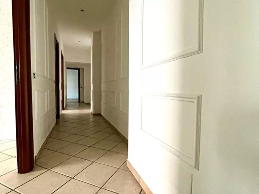 Immagine 4 di Appartamento in affitto  in Via Sandro Botticelli a Napoli