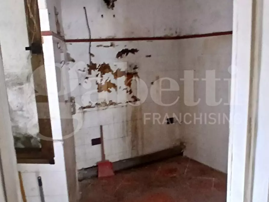 Immagine 12 di Casa indipendente in vendita  in Via Guiscardi a Ostuni