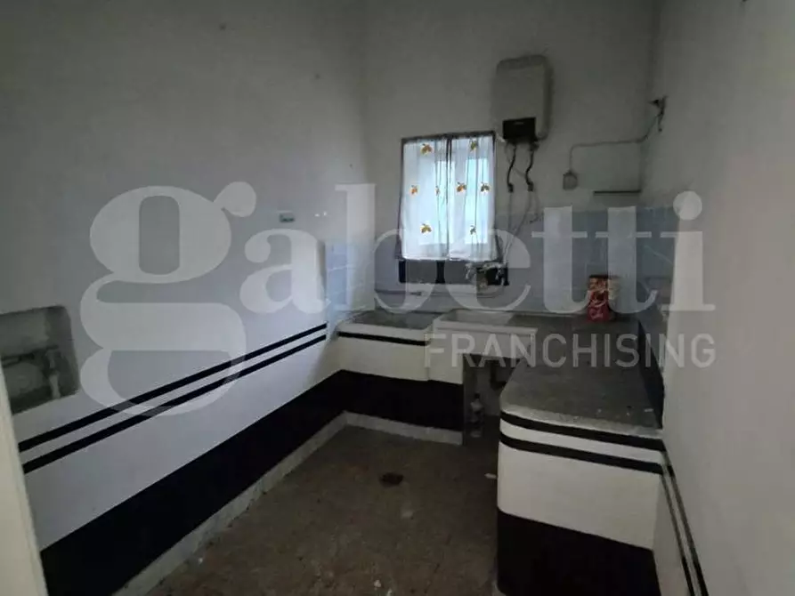 Immagine 11 di Appartamento in vendita  in Via Roma, 190 a Torre Annunziata