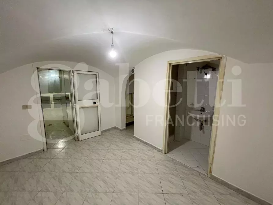 Immagine 11 di Appartamento in vendita  in Vico Indipendenza 2, traversa, 7 a Gaeta