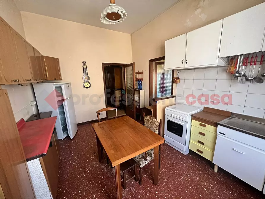 Immagine 7 di Appartamento in vendita  in Via Achille Grandi a Spoleto