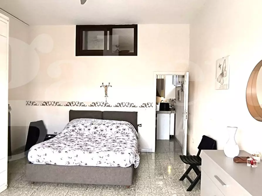 Immagine 11 di Appartamento in vendita  in Via stadera a Napoli