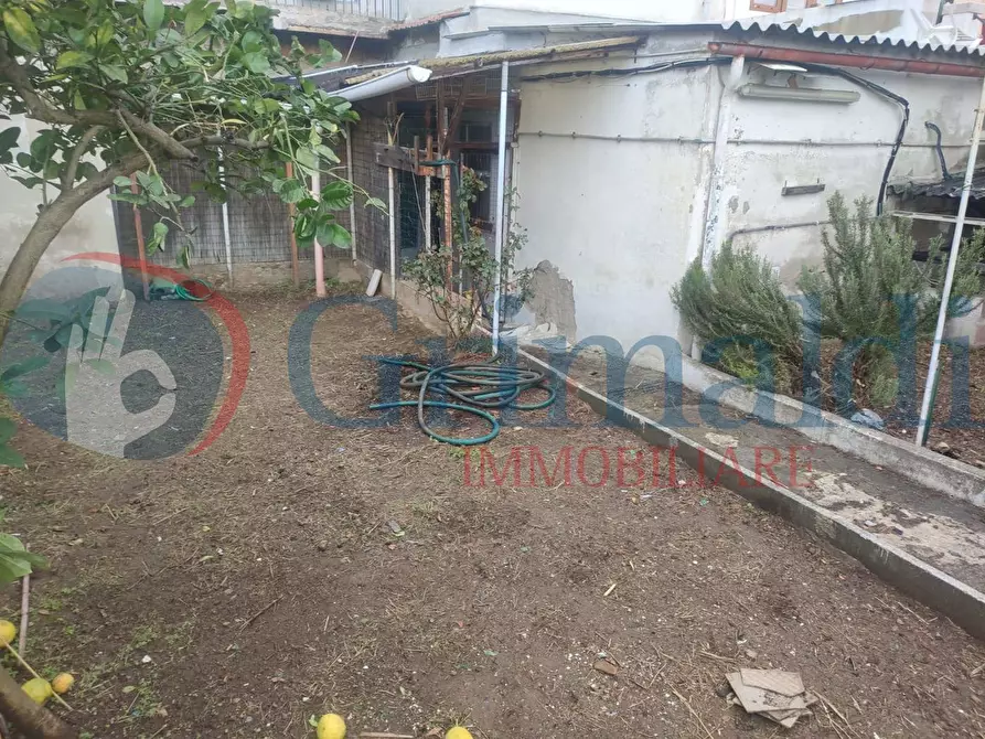 Immagine 2 di Negozio in vendita  in Via Garibaldi a Livorno