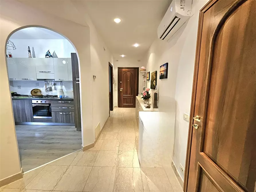 Immagine 17 di Appartamento in vendita  in Via ZINI, 1 a Massa