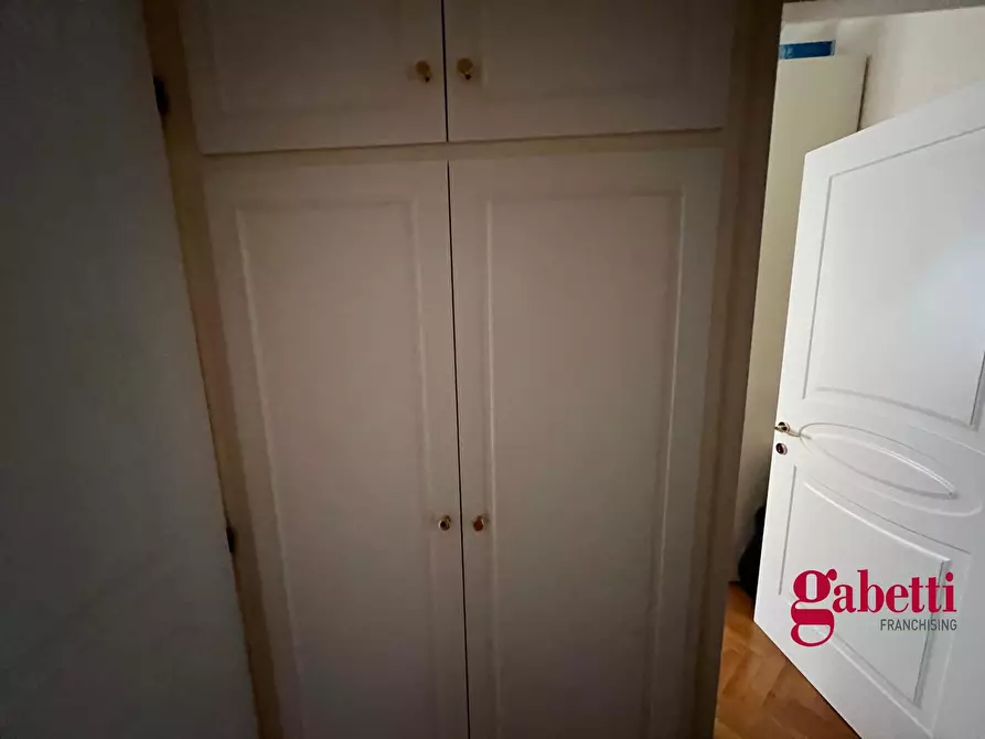 Immagine 14 di Appartamento in vendita  in Via Fabiola, 9 a Roma