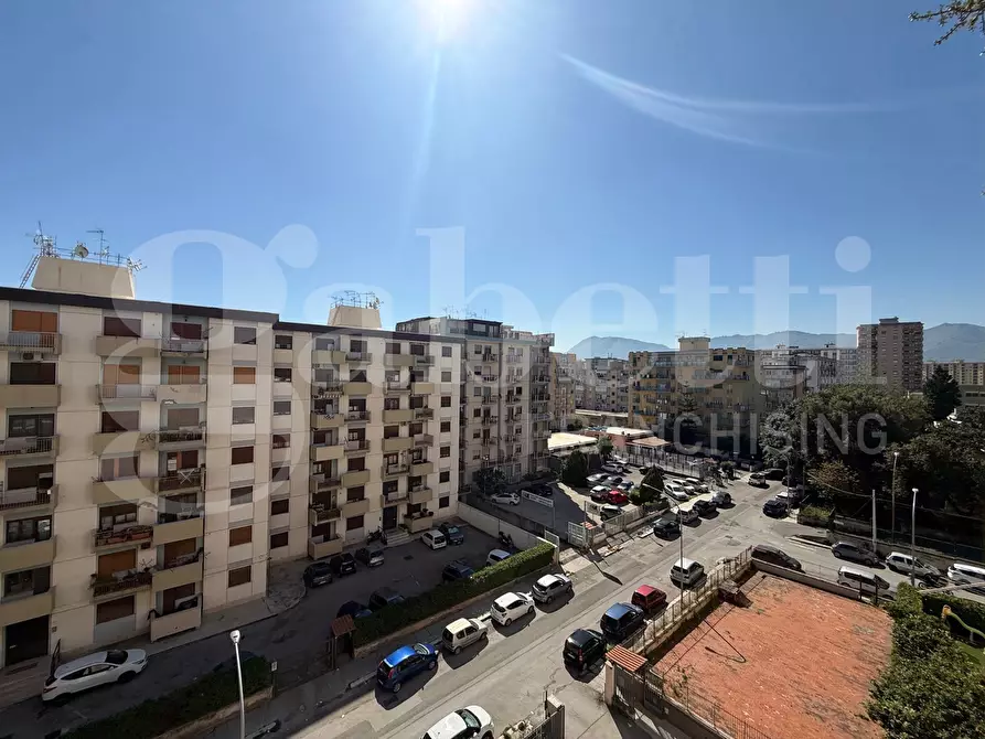 Immagine 27 di Appartamento in vendita  in Via ettore arculeo a Palermo