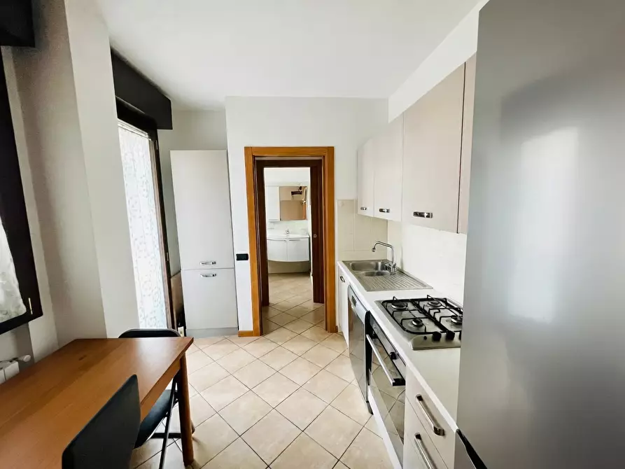 Immagine 7 di Appartamento in vendita  in Via XXIX Maggio, sc a Legnano