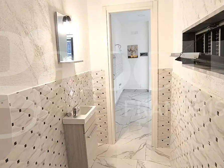 Immagine 9 di Appartamento in affitto  in Via Pietro Giannone a Napoli