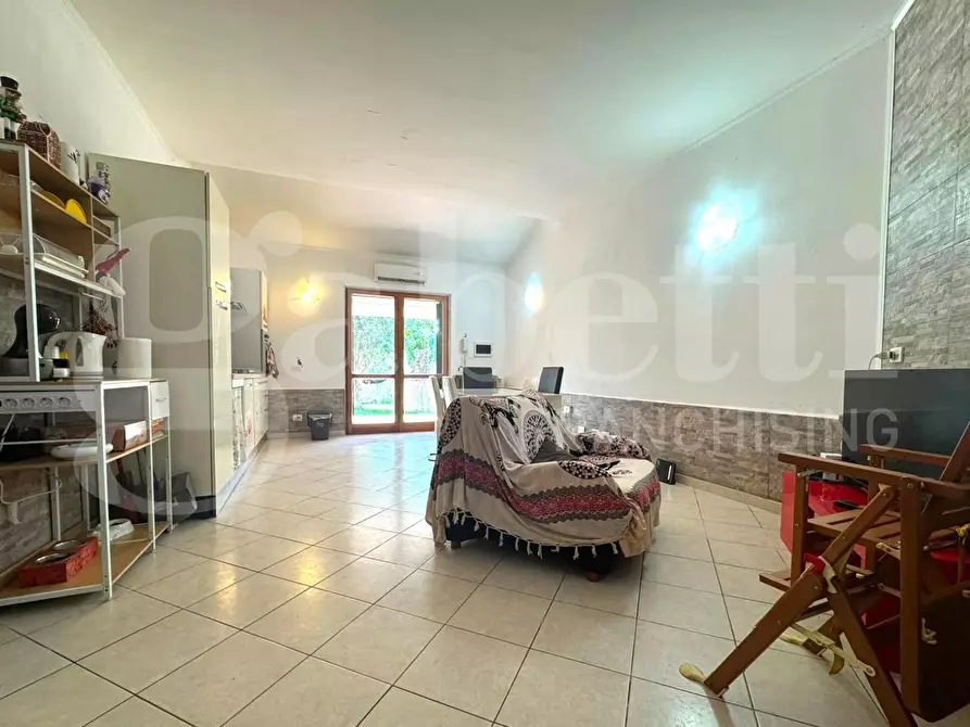 Immagine 7 di Appartamento in vendita  in Via cedrino, 31 a Ardea