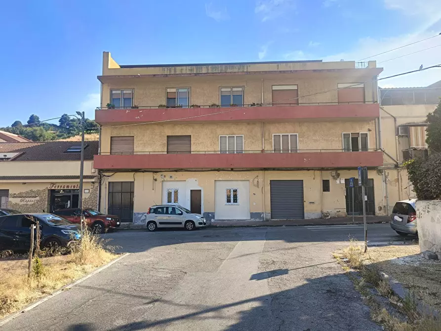 Immagine 1 di Appartamento in vendita  in Via Arena Primo zona Gazzi Fucile, snc a Messina