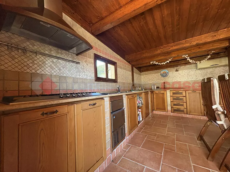 Immagine 43 di Villa in vendita  in Via RIO CLARO 2, 2 a Fondi