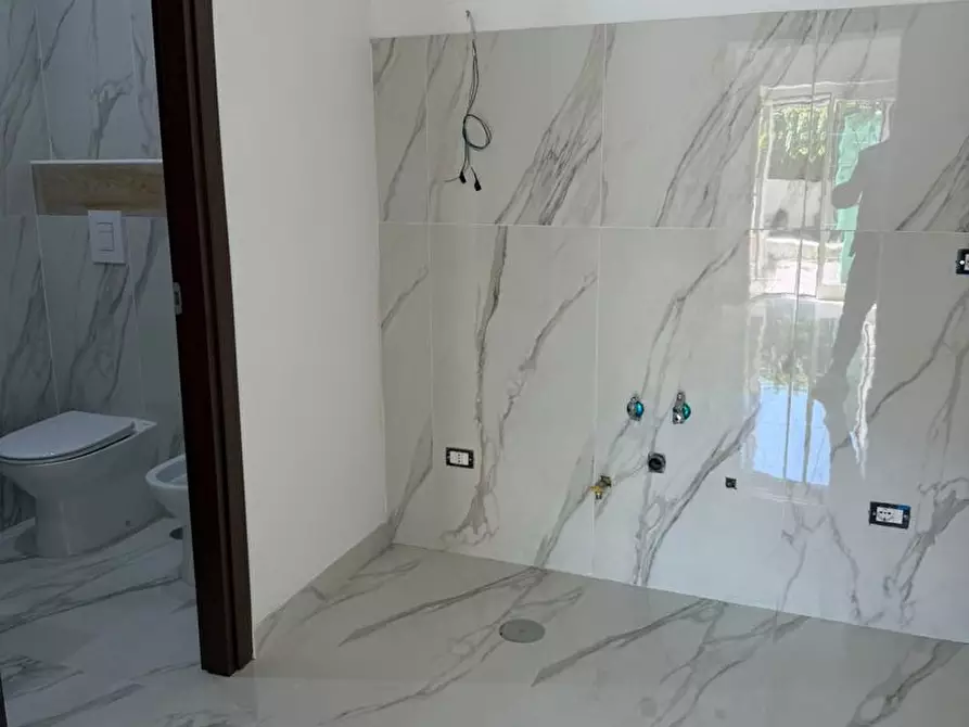 Immagine 4 di Ufficio in affitto  in Via Nazionale, 999 a Torre Del Greco