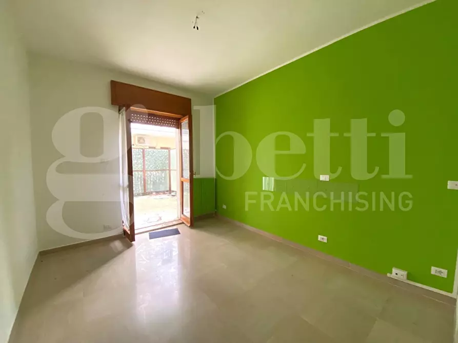 Immagine 2 di Appartamento in vendita  in Via Adamello a San Severo