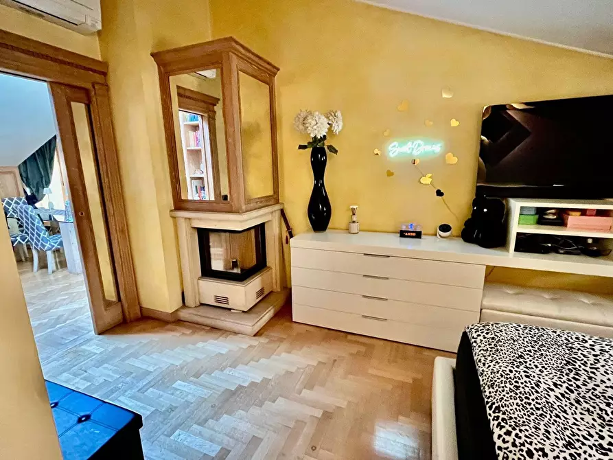 Immagine 4 di Appartamento in vendita  in Viale marche, 101 a Milano