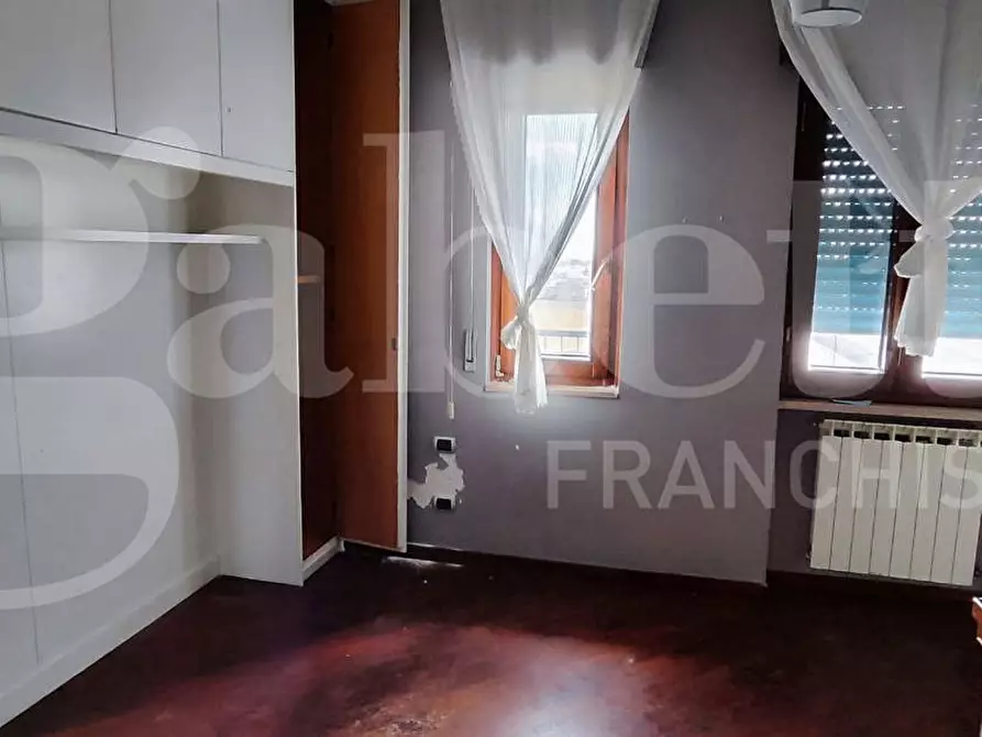 Immagine 15 di Appartamento in affitto  in Via campania a Napoli