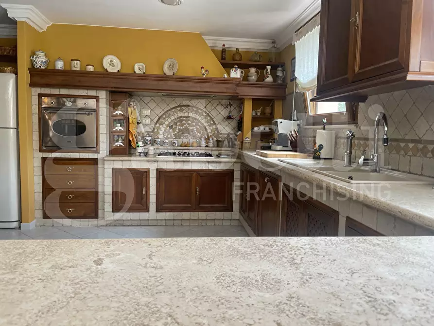 Immagine 31 di Casa trifamiliare in vendita  in Via San Remigio Paone, 10 a Formia