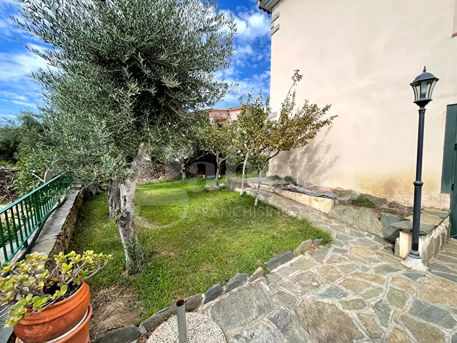 Immagine 38 di Villetta a schiera in vendita  in Via Dora Baltea, 10 a Budoni