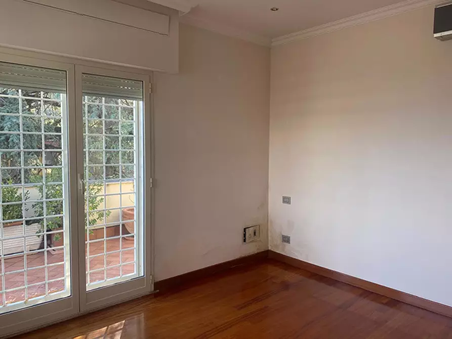 Immagine 11 di Appartamento in affitto  in Via Della Pineta Sacchetti, 100 a Roma