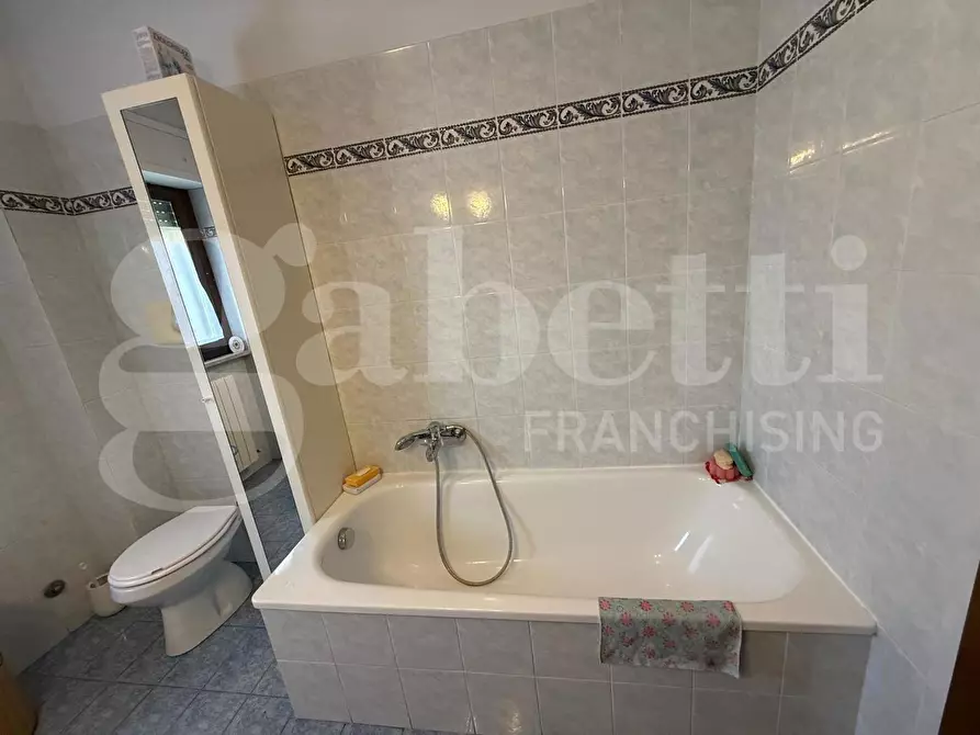 Immagine 13 di Appartamento in vendita  in Via MAJORANA, SNC a Rieti