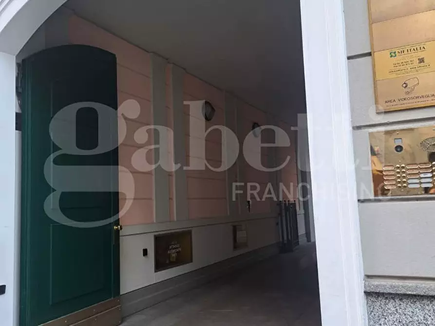 Immagine 17 di Box auto in vendita  in Corso di porta Romana, 55 a Milano