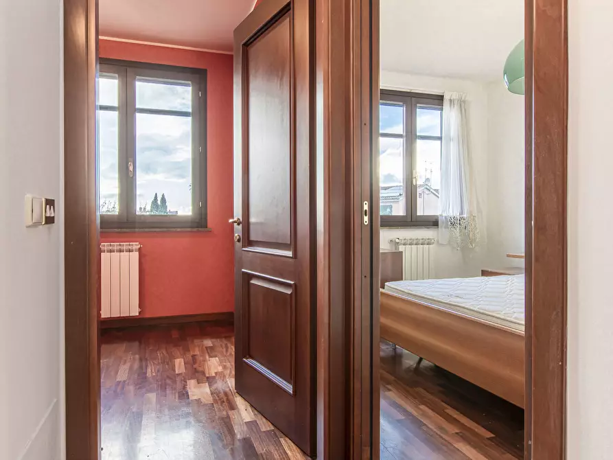Immagine 17 di Casa quadrifamiliare in vendita  in Via Ermanno Wolf Ferrari, 169 a Roma