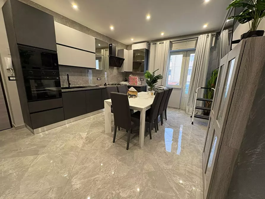 Immagine 3 di Appartamento in vendita  in Via Del Carmine, 16 a Messina