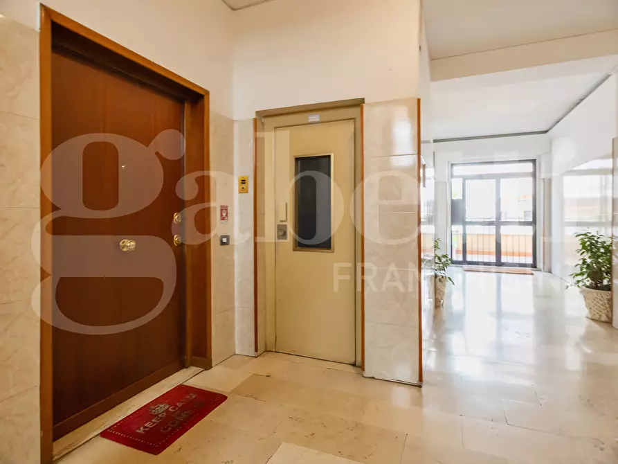 Immagine 41 di Appartamento in vendita  in Via Lucio II a Roma