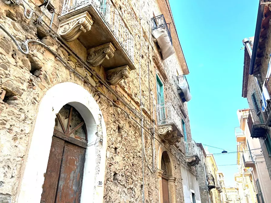 Immagine 29 di Appartamento in vendita  in Via pescheria, 28 a Sant'agata Di Militello